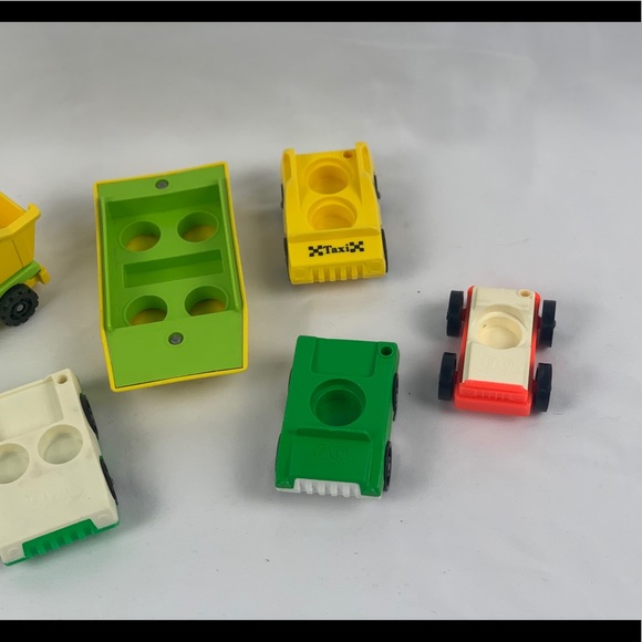 Lot of 7 Vintage Fisher-Price Little People vehicles - Picture 8 of 8